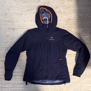 Arc'teryx Women's Atom AR